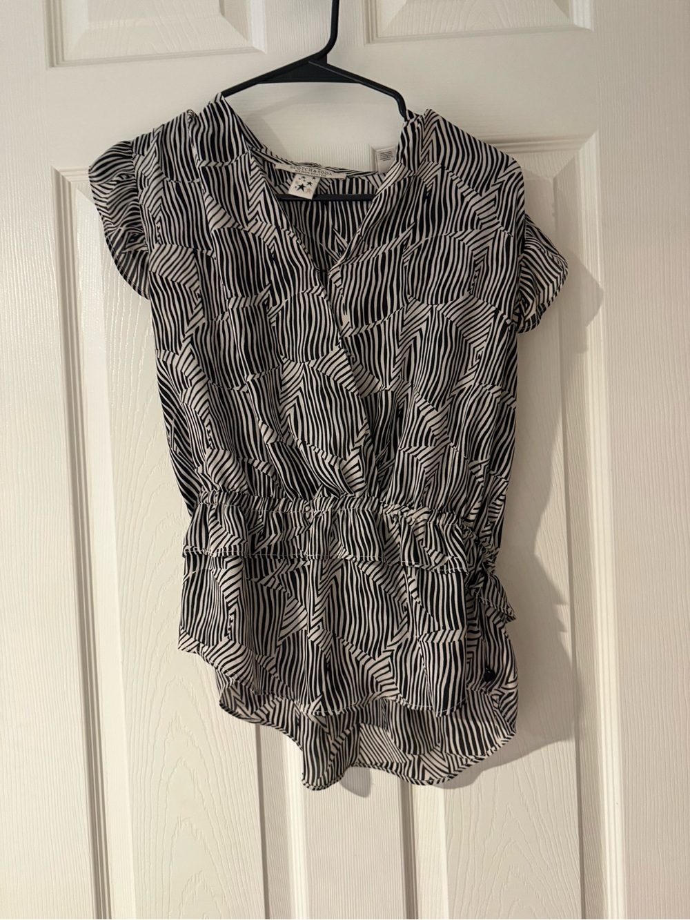 Scotch & Soda Black and White Patterned Cinched-Waist Blouse